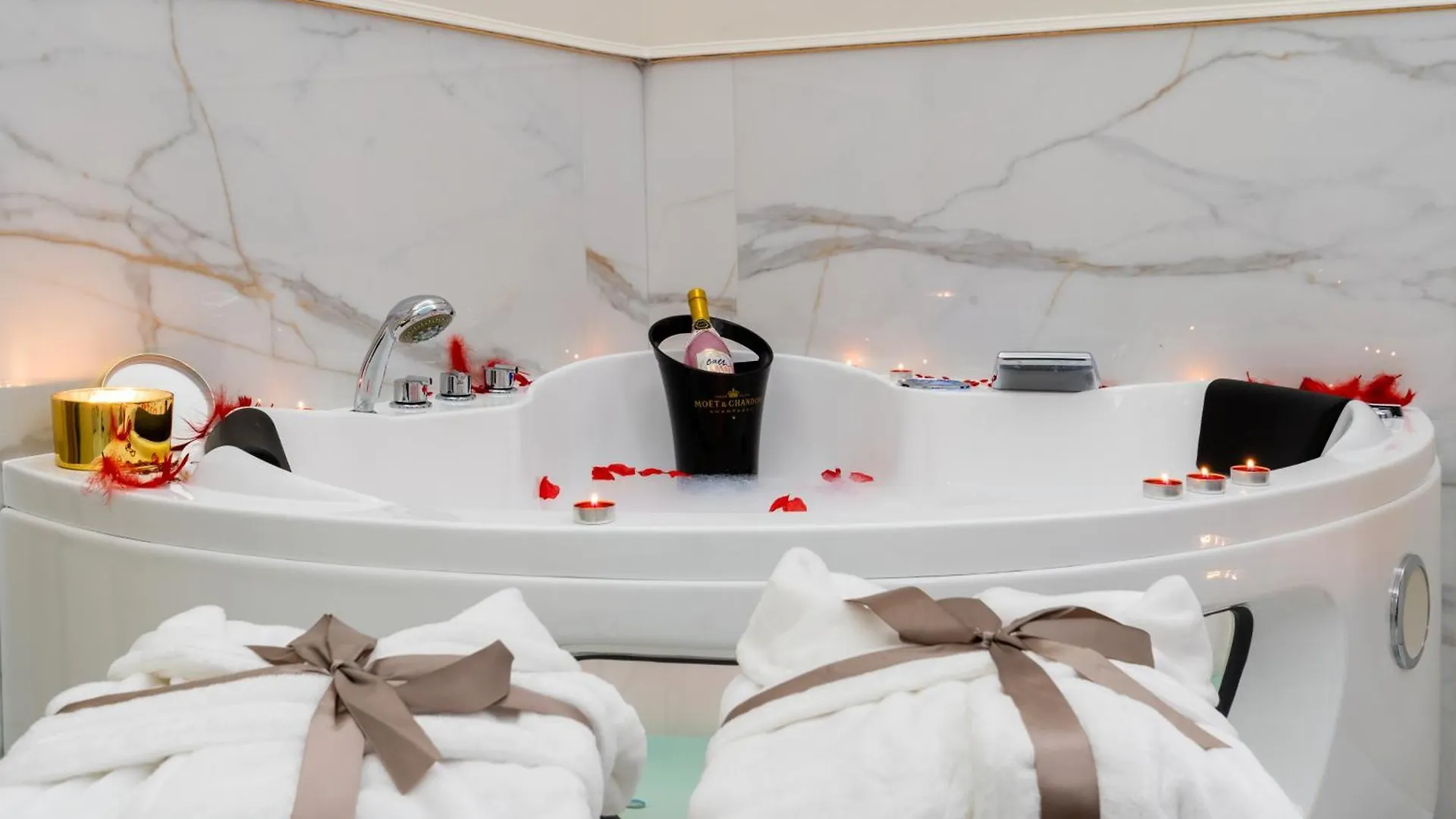 Apartment Jacuzzi Berka Apartamenty Krakow