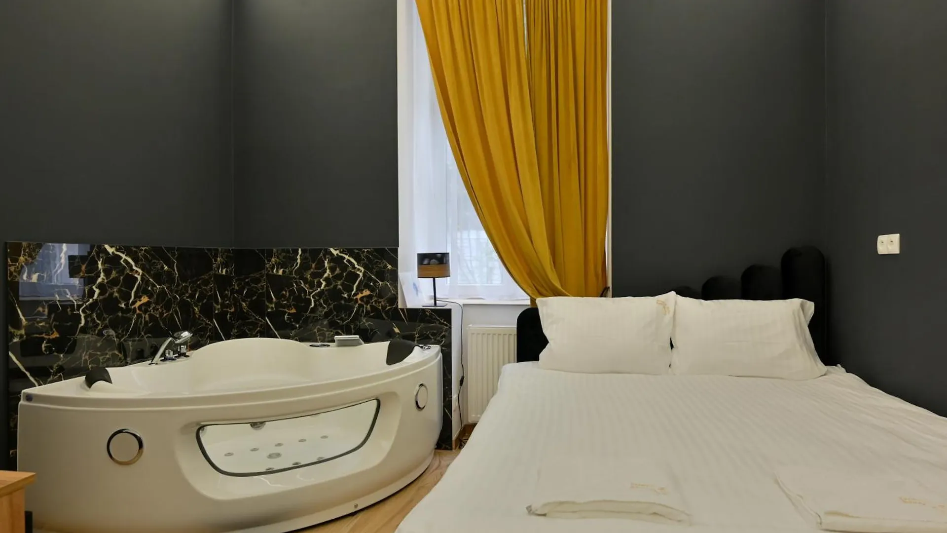 Apartment Jacuzzi Berka Apartamenty Krakow