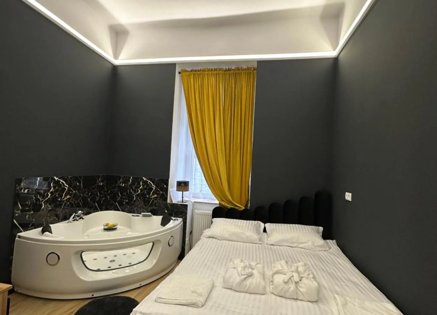 Apartment Jacuzzi Berka Apartamenty Krakow Poland