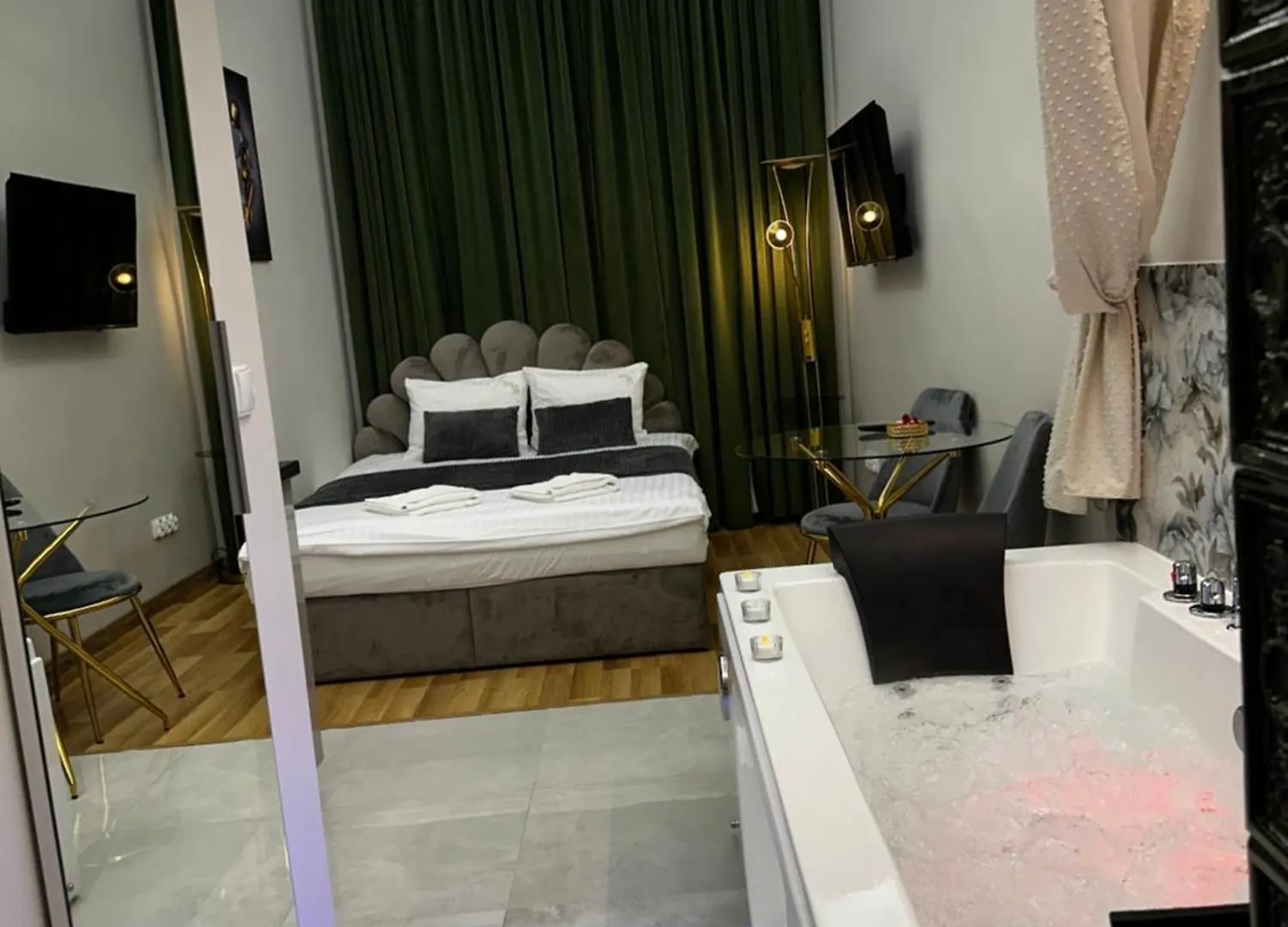 Jacuzzi Berka Apartamenty Krakow 0*,