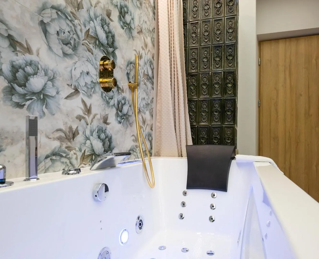Jacuzzi Berka Apartamenty Krakow Apartment
