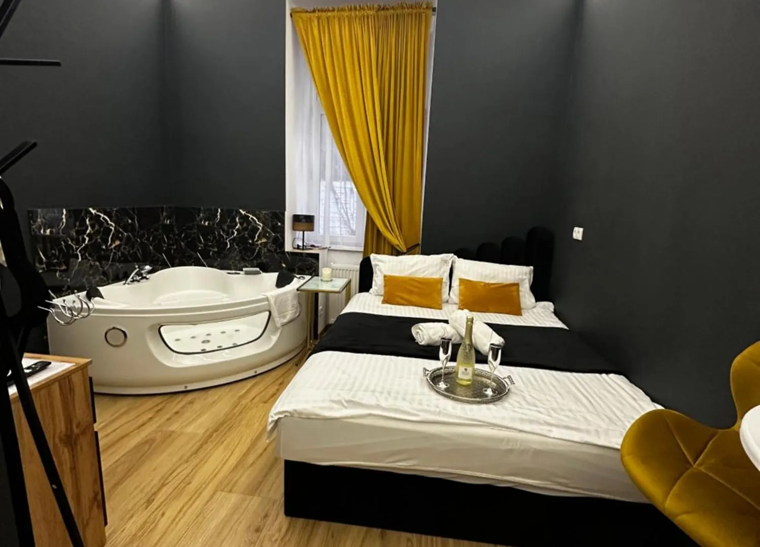 Jacuzzi Berka Apartamenty Krakow Apartment