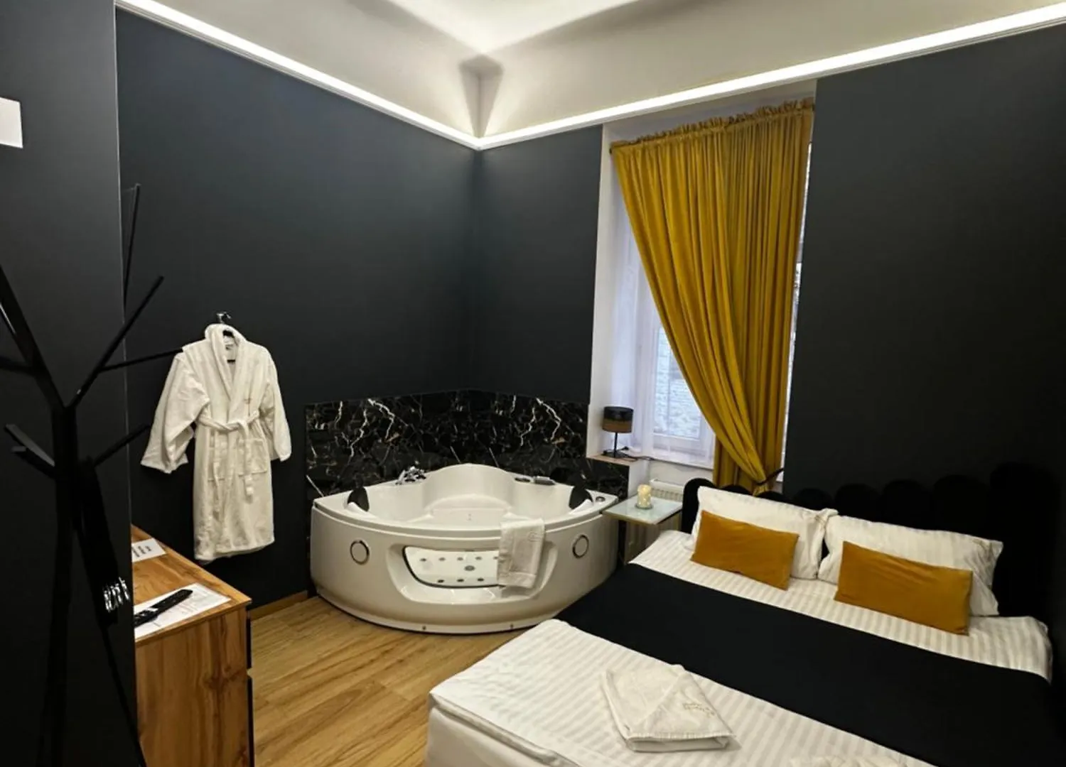 Apartment Jacuzzi Berka Apartamenty Krakow Poland